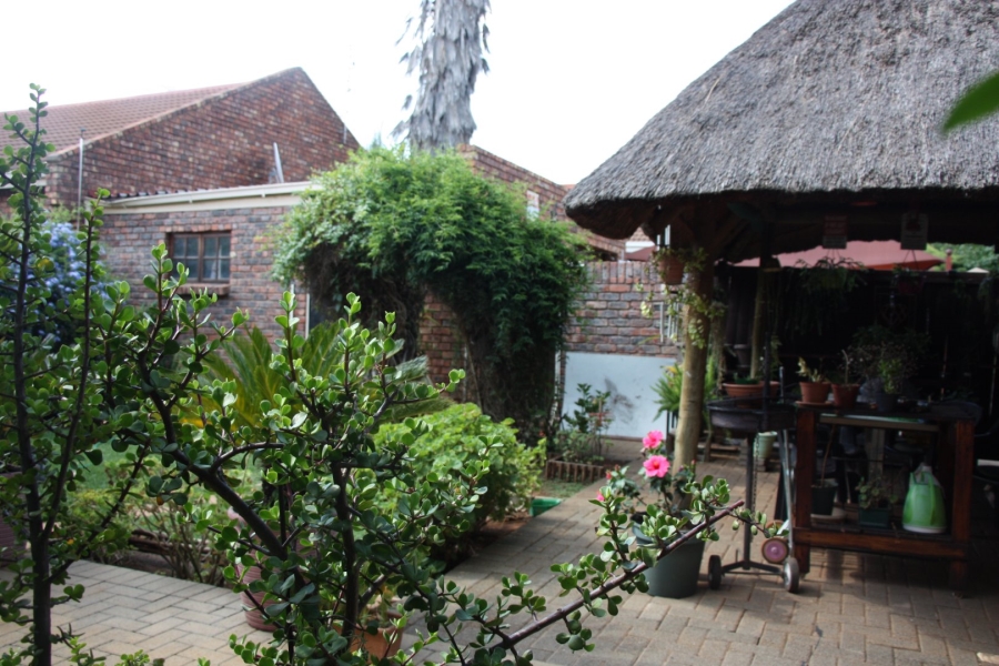 3 Bedroom Property for Sale in Universitas Ridge Free State